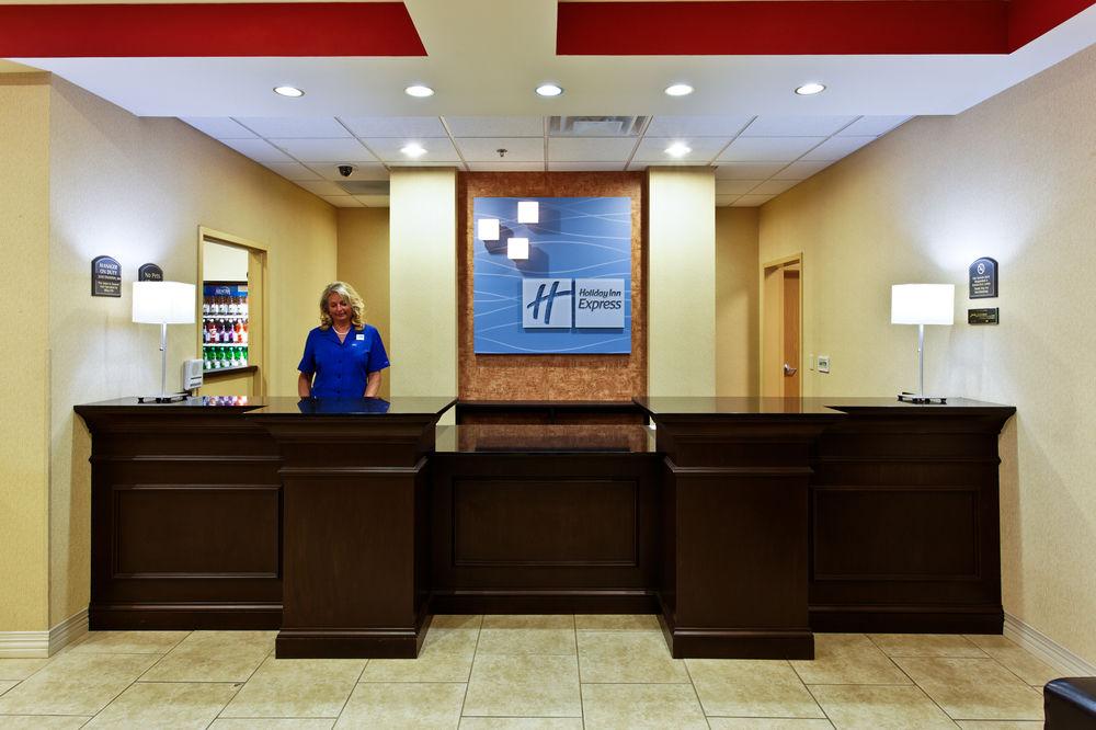 Holiday Inn Express & Suites Morristown By Ihg Esterno foto