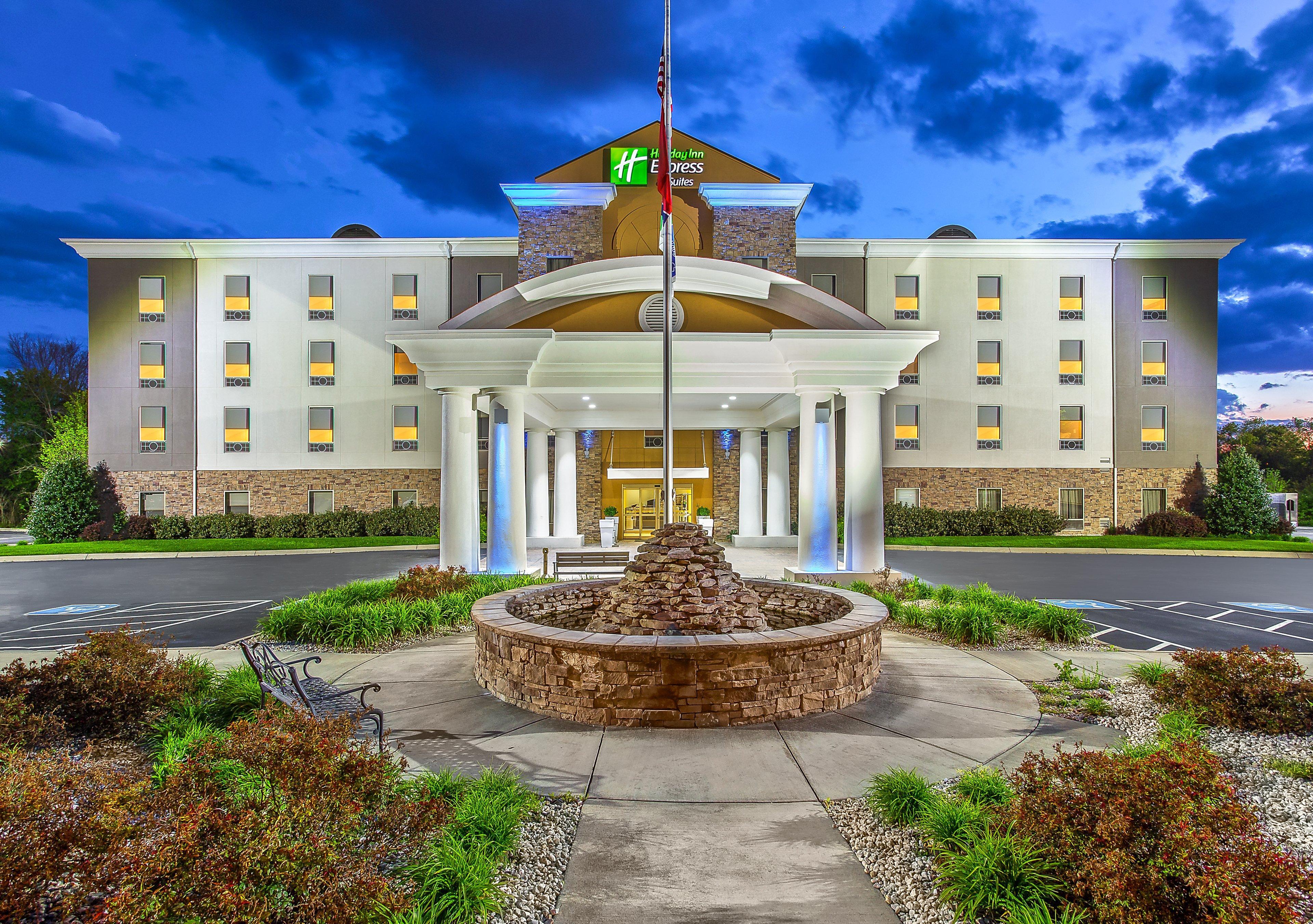 Holiday Inn Express & Suites Morristown By Ihg Esterno foto